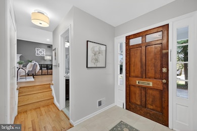 11500 Deborah Dr, Potomac, MD 20854 - photo 5