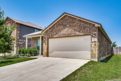 9933 Waddie Ln, San Antonio, TX 78254 - photo 2