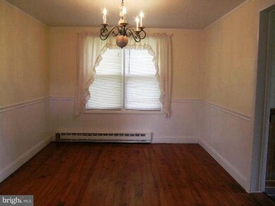 1095 Cups Hollow Rd, Augusta, WV 26704 - photo 7