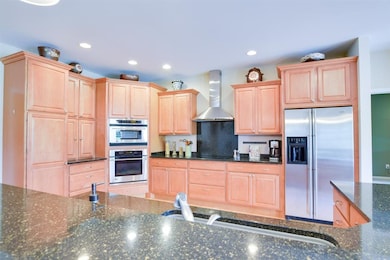 949 Halcyon Days Ct, Oregon, WI 53575 - photo 3