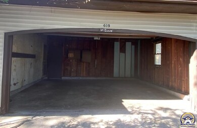 609 Pierce St, Maple Hill, KS 66507 - photo 3