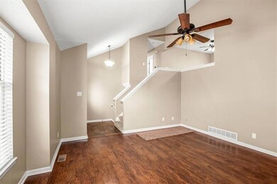 712 N 2nd St, Lansing, KS 66043 - photo 4