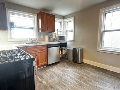 535 Willow Ave, North Tonawanda, NY 14120 - photo 3