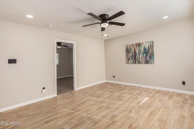 8222 W Whitton Ave, Phoenix, AZ 85033 - photo 5