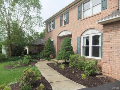 82 Madison Ln, Whitehall, PA 18052 - photo 2