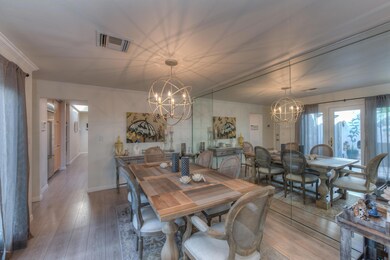 008_Dining Room