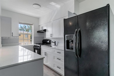 7800 Byron Ave unit 4, Miami Beach, FL 33141 - photo 7