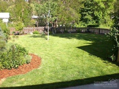 104 S Humbolt St, Canyon City, OR 97820 - photo 2