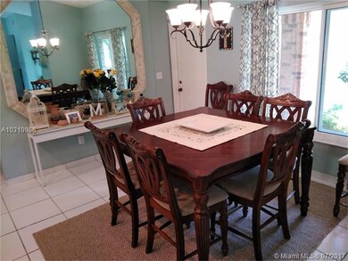 1051 Hamlin Terrace, Davie, FL 33325 - photo 4