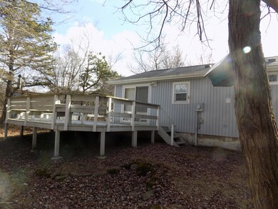 208 Claremont Dr, Albrightsville, PA 18210 - photo 4