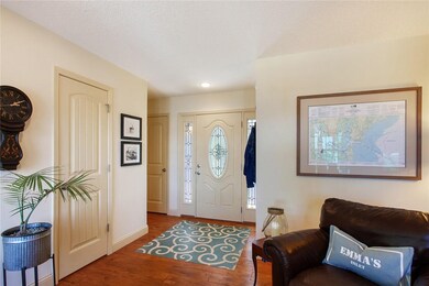 Inviting Entry Way!
