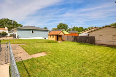 3405 Crestmoor Place, Des Moines, IA 50310 - photo 4