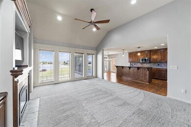 1106 SW 10th St, Oak Grove, MO 64075 - photo 5