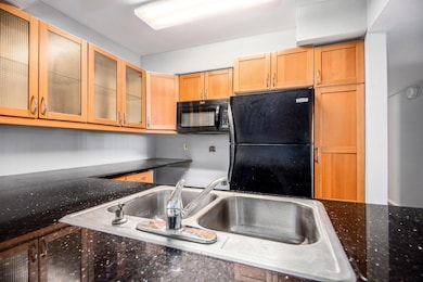 3085 Walnut Bend Ln unit 35, Houston, TX 77042 - photo 5