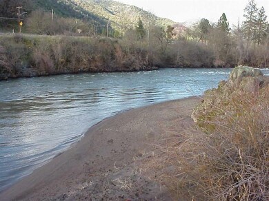 201 Upper River Rd, Gold Hill, OR 97525 - photo 4