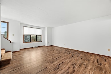 14 Bethany Dr unit A, Pittsburgh, PA 15215 - photo 2