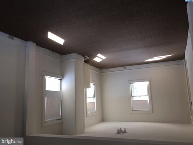 24 W Broad St, Paulsboro, NJ 08066 - photo 3