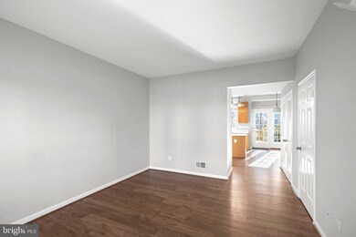 15587 Three Otters Place, Manassas, VA 20112 - photo 5