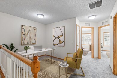 1076 Hillvale Ave N, Oakdale, MN 55128 - photo 6