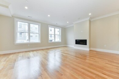 201 W 8th St unit 3, Boston, MA 02127 - photo 5