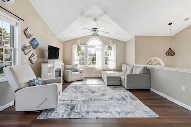 18 Forestview Dr, Fairhaven, MA 02719 - photo 7