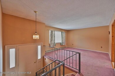 28 Wemberly Hills Rd, Olyphant, PA 18447 - photo 6
