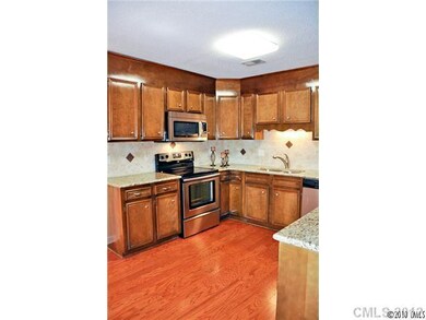 Kitchen - Kitchen features granite counter tops, s
