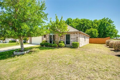 106 Enchanted Forest Dr, Wylie, TX 75098 - photo 2