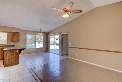 7502 E Princess Dr-9