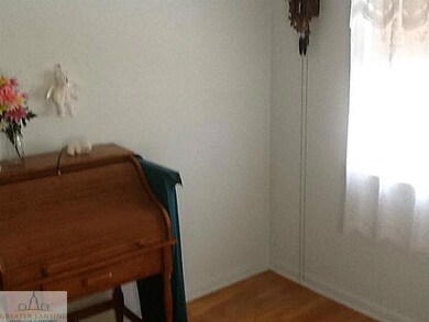 unlisted-address, Lansing, MI 48911 - photo 6