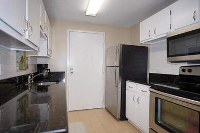 5 Silver Hill Ln unit 1, Natick, MA 01760 - photo 4