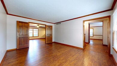 5622 Ironwood Dr, Newburgh, IN 47630 - photo 5