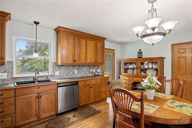 16409 E 289th St, Harrisonville, MO 64701 - photo 4