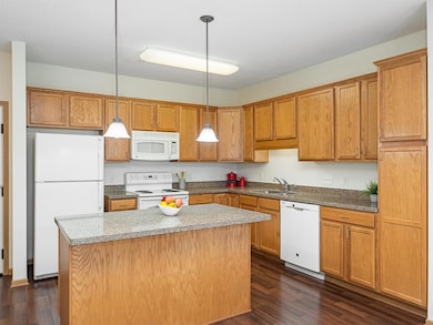 1900 Rush Lake Trail unit 112, New Brighton, MN 55112 - photo 7