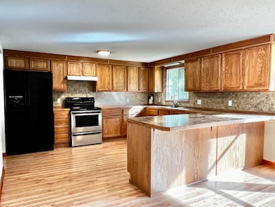 1047 Oak Dr, Altoona, WI 54720 - photo 3