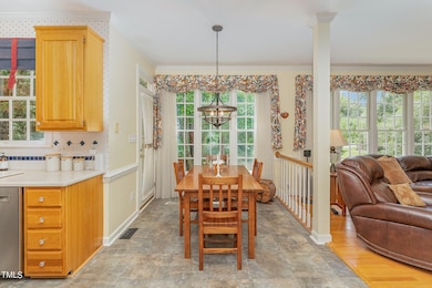 Breakfast Room
