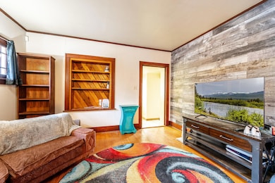 838 S Sheridan Ave, Sheridan, WY 82801 - photo 5