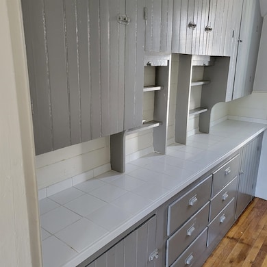 32 Hevey St unit 3, Manchester, NH 03102 - photo 6