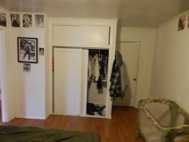 936 NE 10th St, Grants Pass, OR 97526 - photo 5