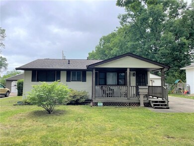 1877 E 39th Ct, Lorain, OH 44055 - photo 2