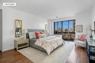 Le Trianon unit PHB, New York, NY 10028 - photo 4