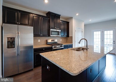 2140 Hemlock Bay Rd, Dumfries, VA 22026 - photo 6