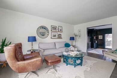 616 Balmoral Cir, Naperville, IL 60540 - photo 5