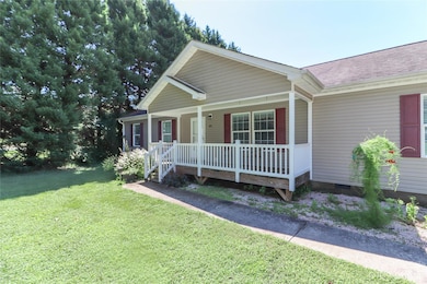 105 Wildflower Ln, Statesville, NC 28625 - photo 4