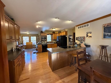 22503 Ladder Ave, Marshall, MO 65340 - photo 6