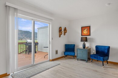 Living Room (5470)