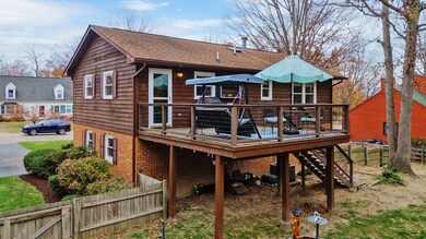 186 Falling Rock Dr, Stuarts Draft, VA 24477 - photo 4