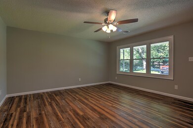 1508 Bell Ridge Rd, Johnson City, TN 37601 - photo 6