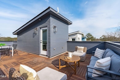 616 Rocky Knob Ct, Raleigh, NC 27610 - photo 5