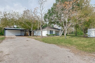 4812 Hill Rd, Alvin, TX 77511 - photo 3